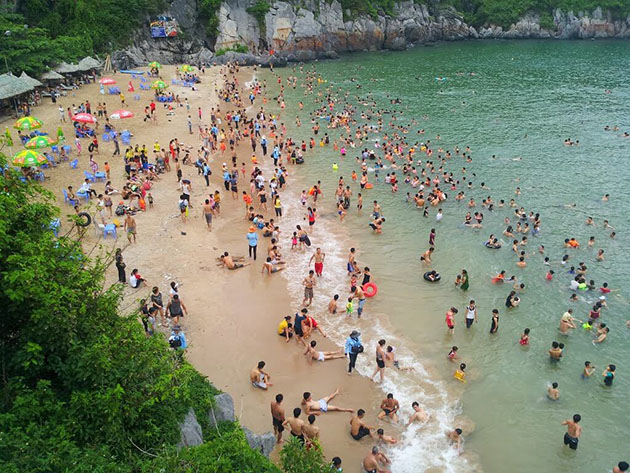 bãi tắm Cát Cò Cát Bà